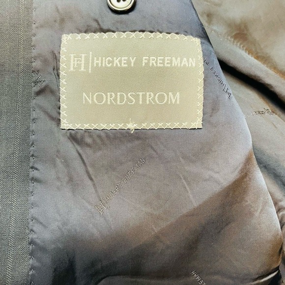 Hickey Freeman Madison Blazer Jacket Mens 42S Black Wide Pinstripe Worsted Wool - Picture 4 of 13